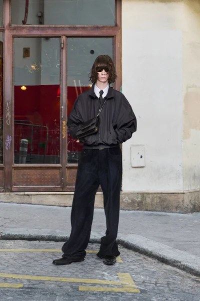 Look 17